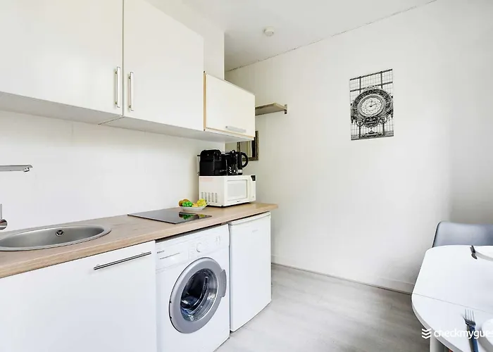 Amazing In The Heart Of The Marais * Paryż